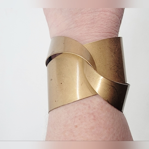 Retro Vintage 80s Gold Metal Arm Cuff Boho Minimalist Festival Goddess Bracelet - Picture 5 of 16